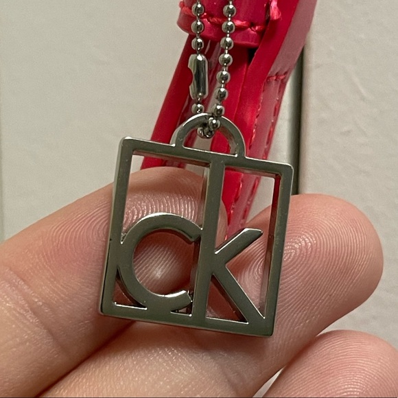 HOLIDAY SPECIAL - Calvin Klein Crossbody - Picture 3 of 7